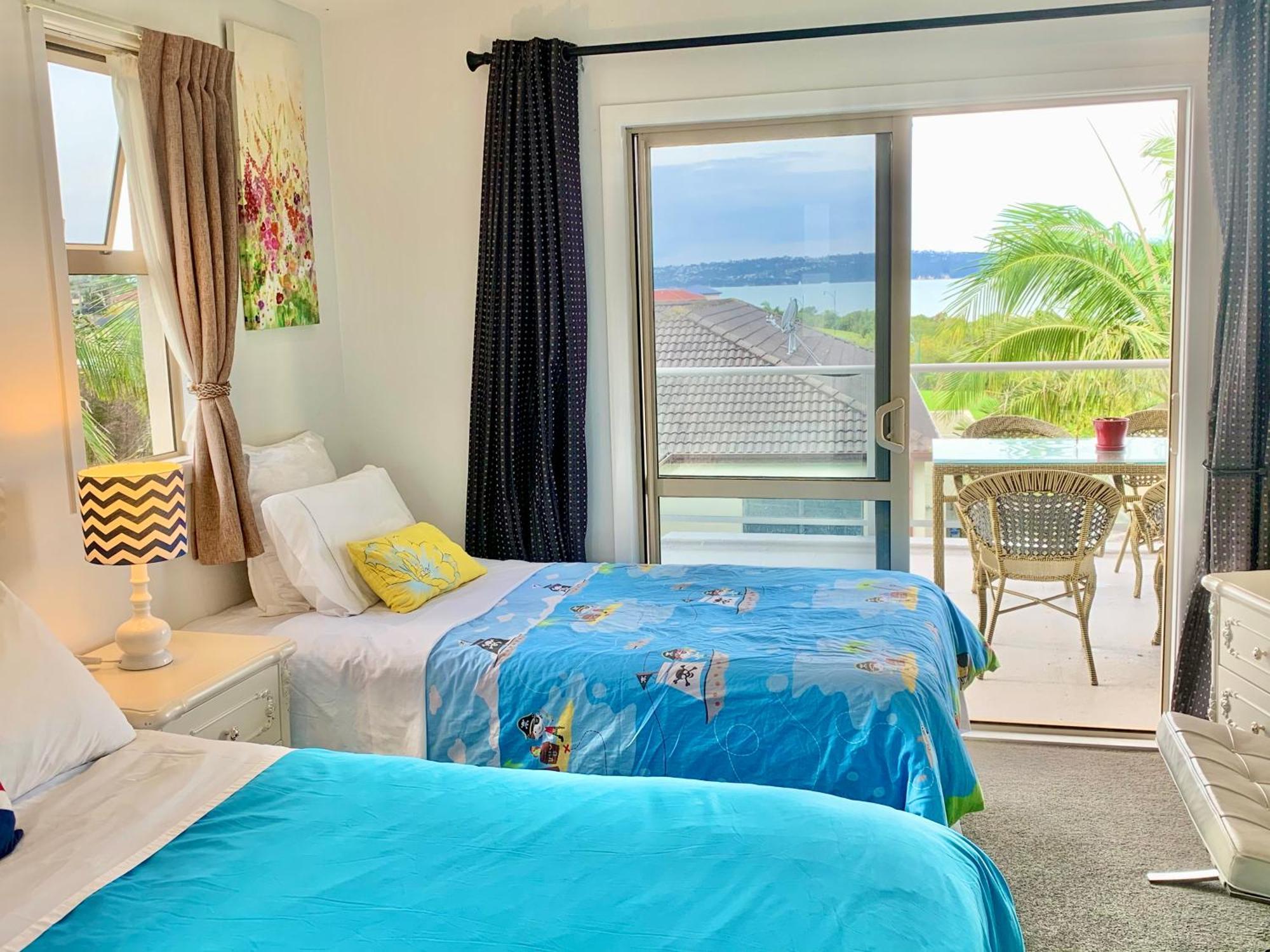 Отель Amazing Seaview House Окленд Экстерьер фото